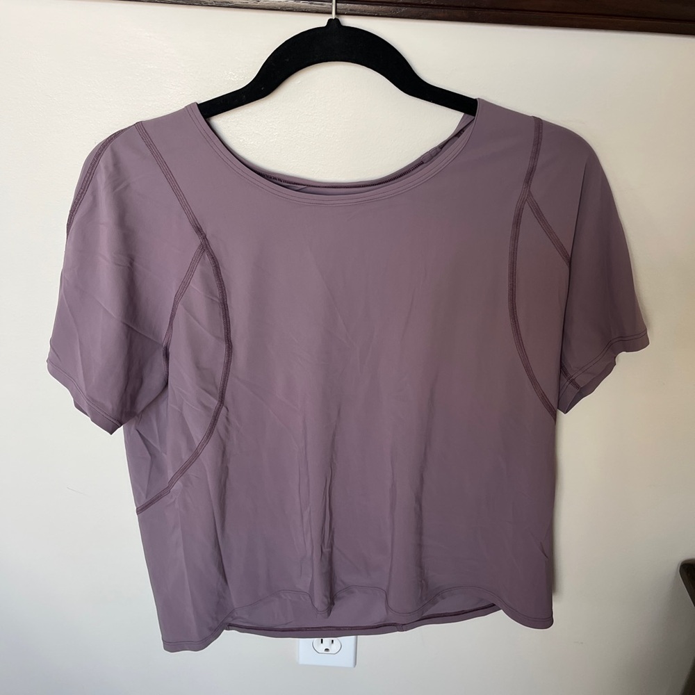 Lululemon Mauve workout top